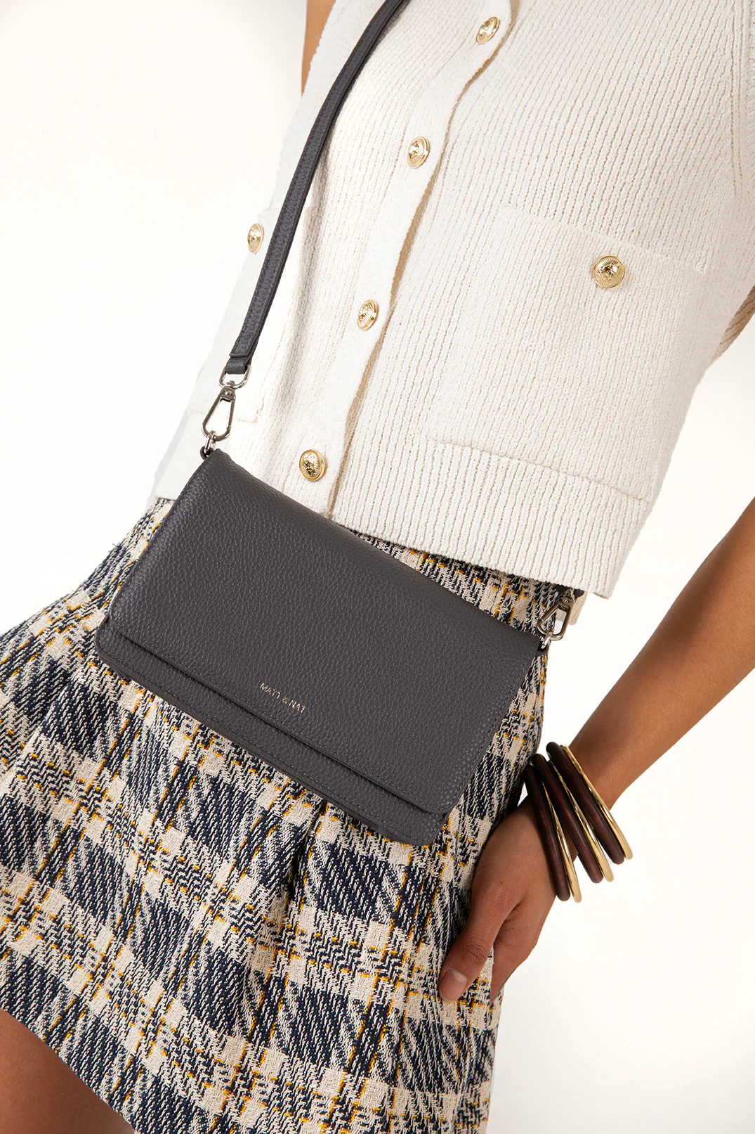BEE Vegan Crossbody Bag - Grain - Image 50