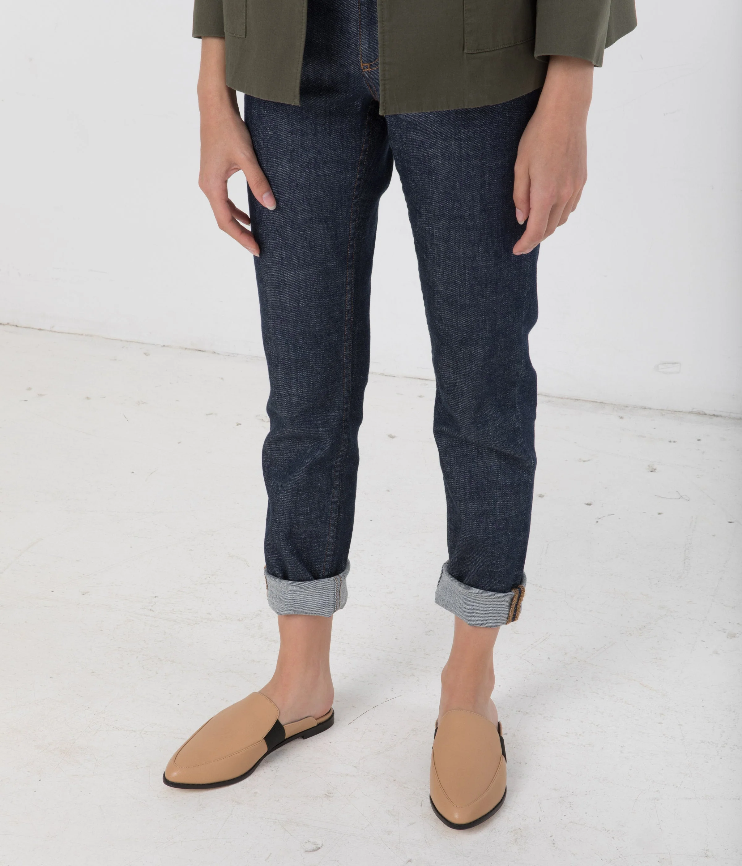 BEGONIA Women's Vegan Loafers - Image 12