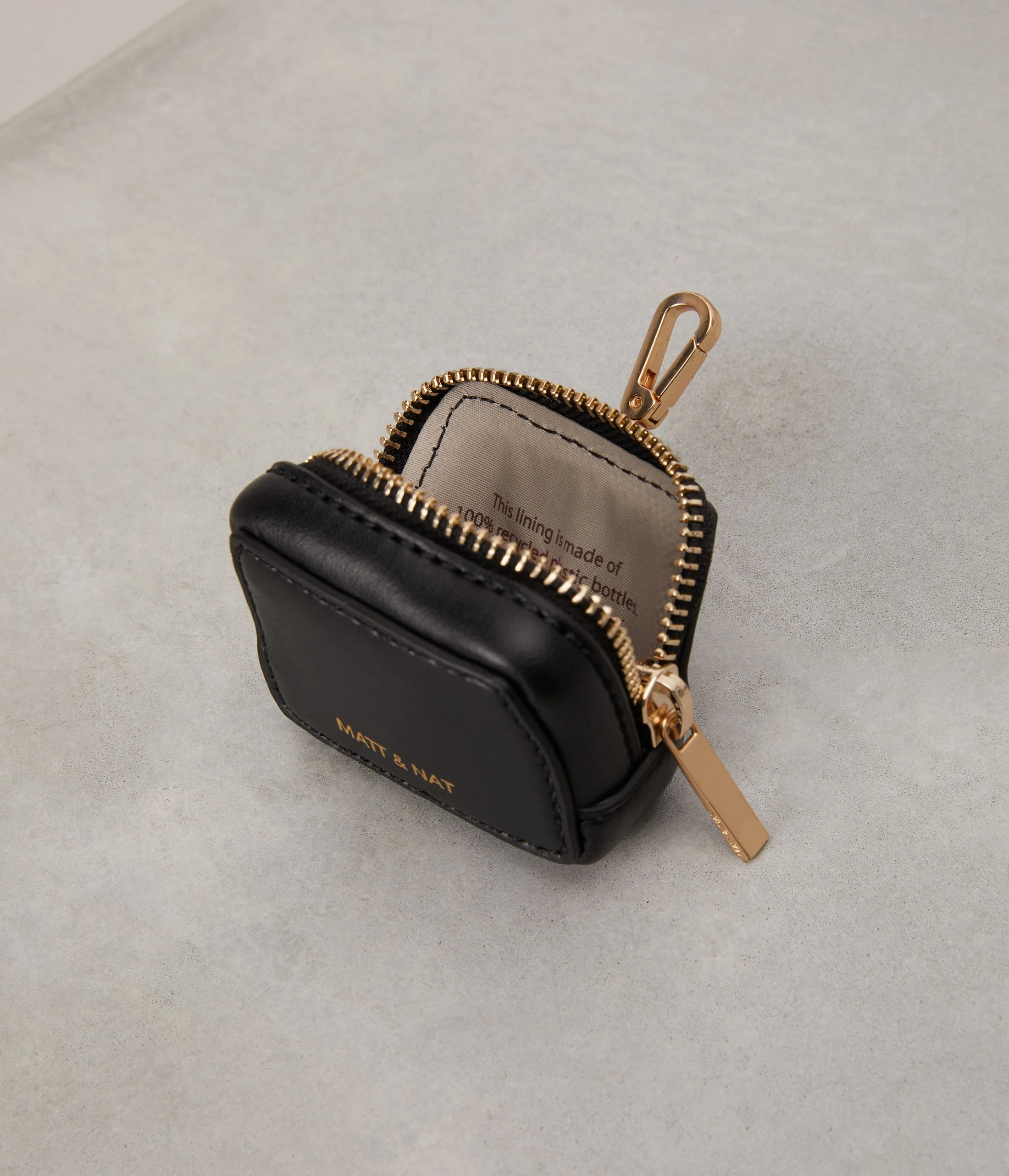 HARV AirPods Pro case - UPPEAL™ - Image 4