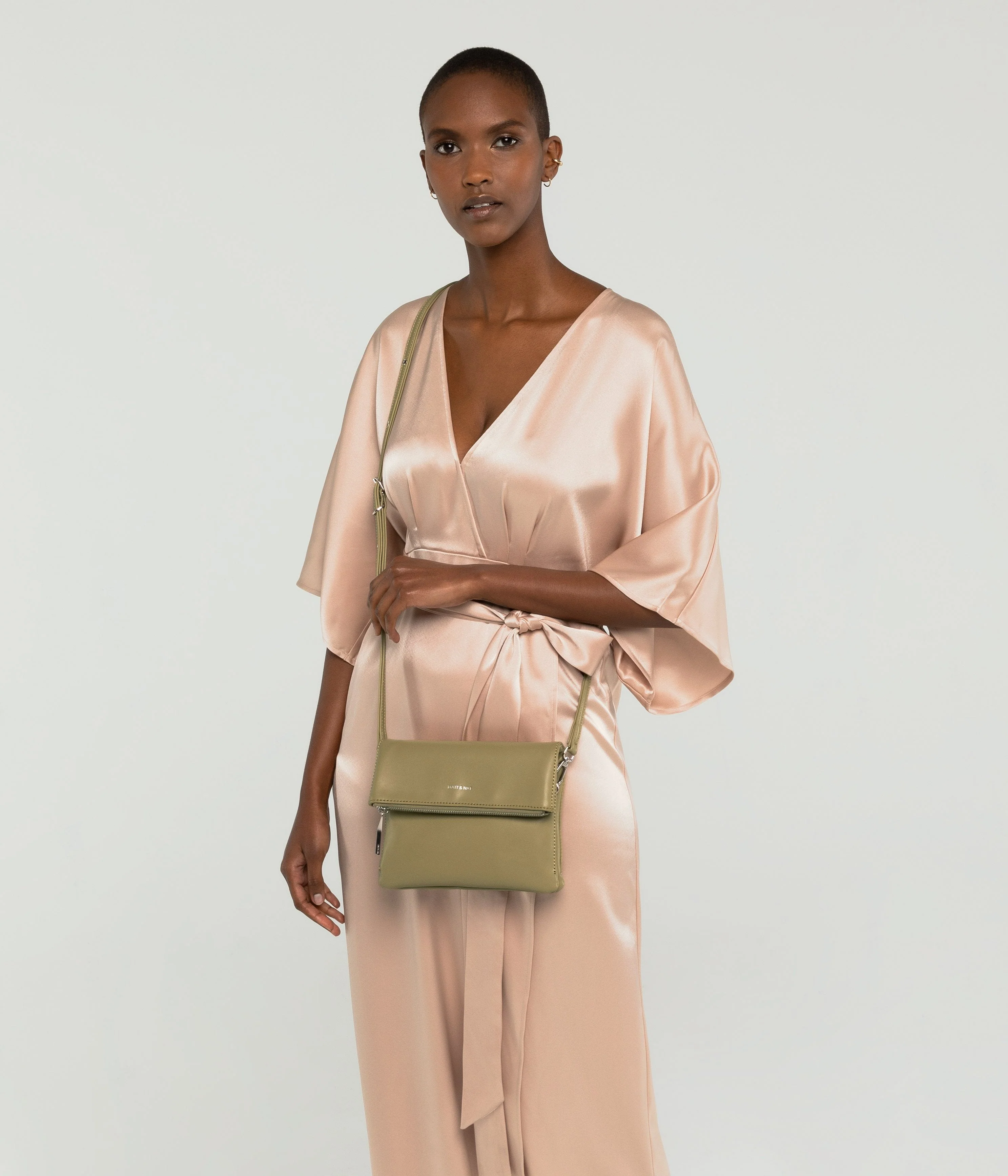 HILEY Vegan Crossbody Bag - Loom - Image 13