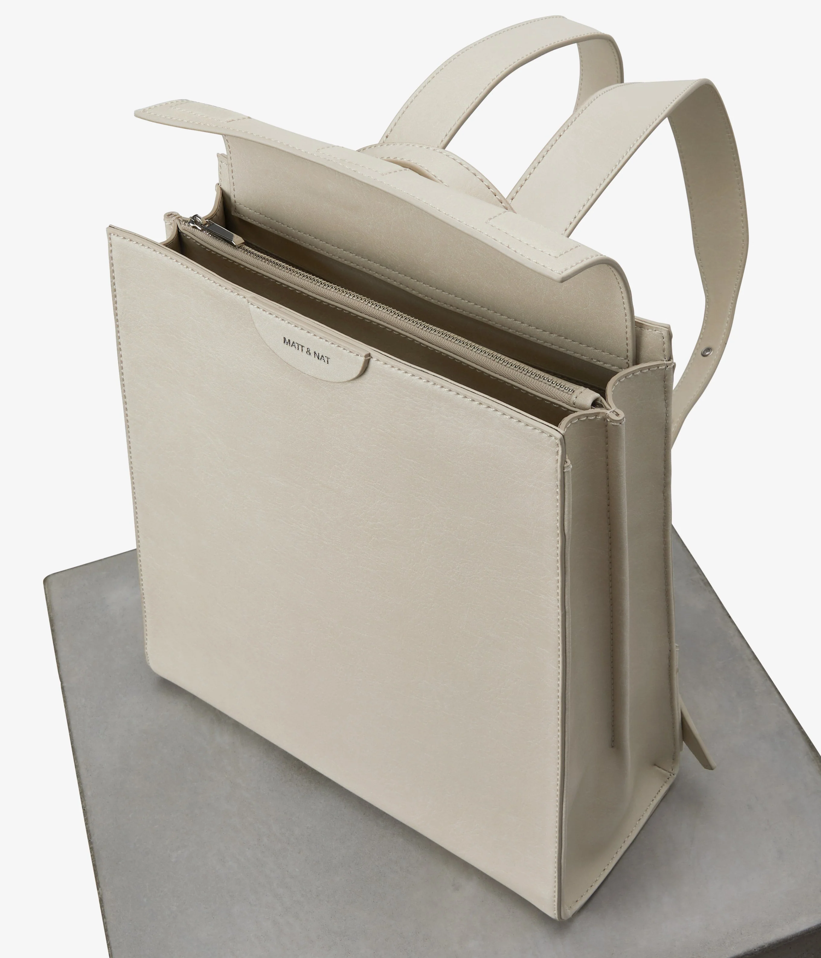IRIS Vegan Backpack - Vintage - Image 9