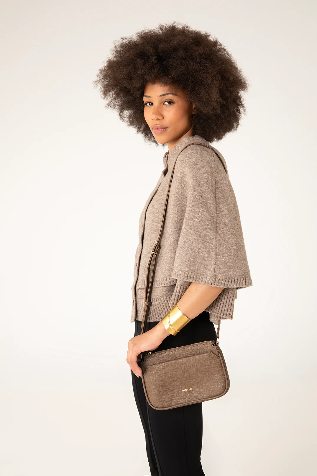 IVY Slim Vegan Crossbody Bag - Grain - Image 3