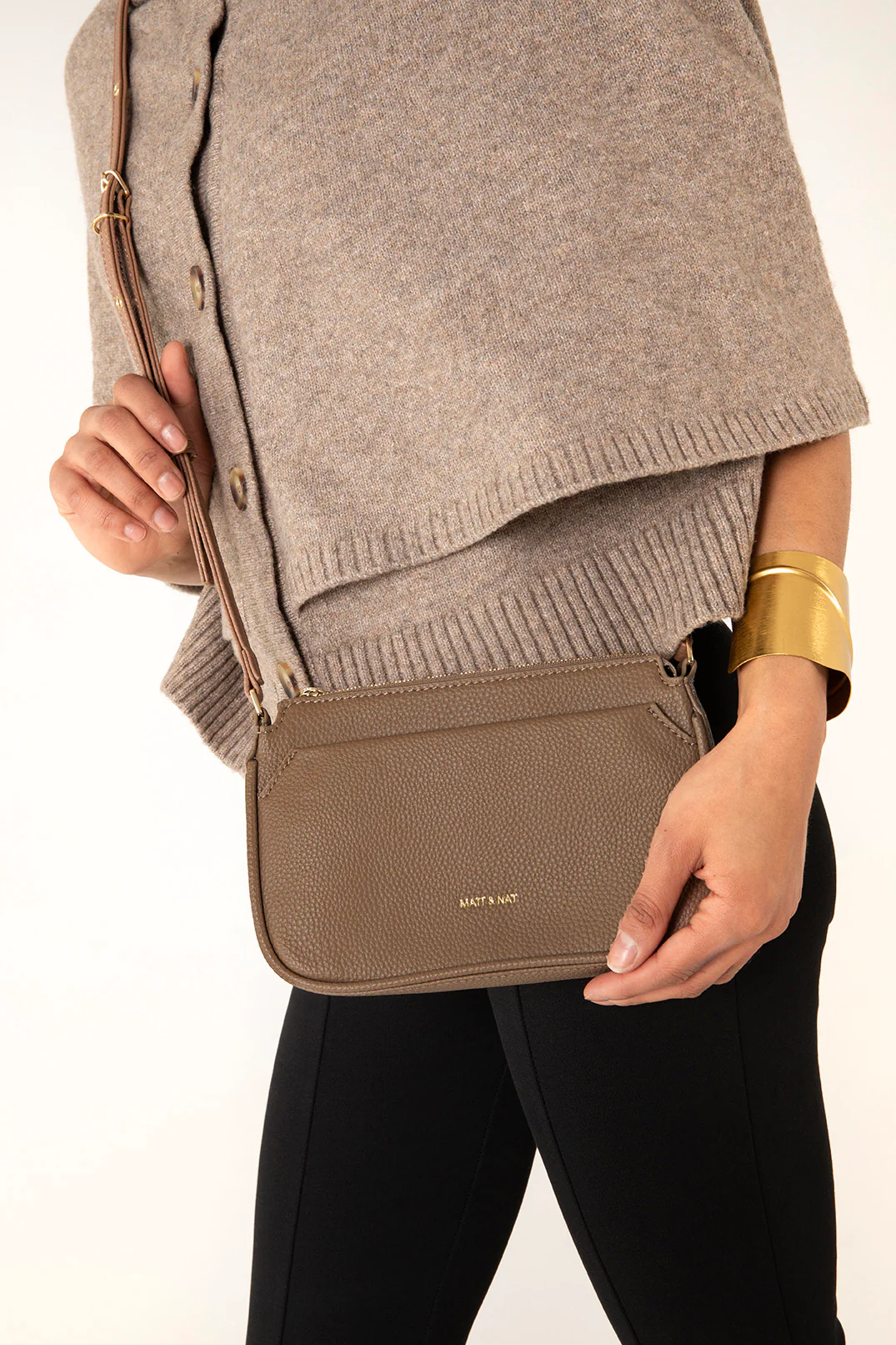 IVY Slim Vegan Crossbody Bag - Grain - Image 36