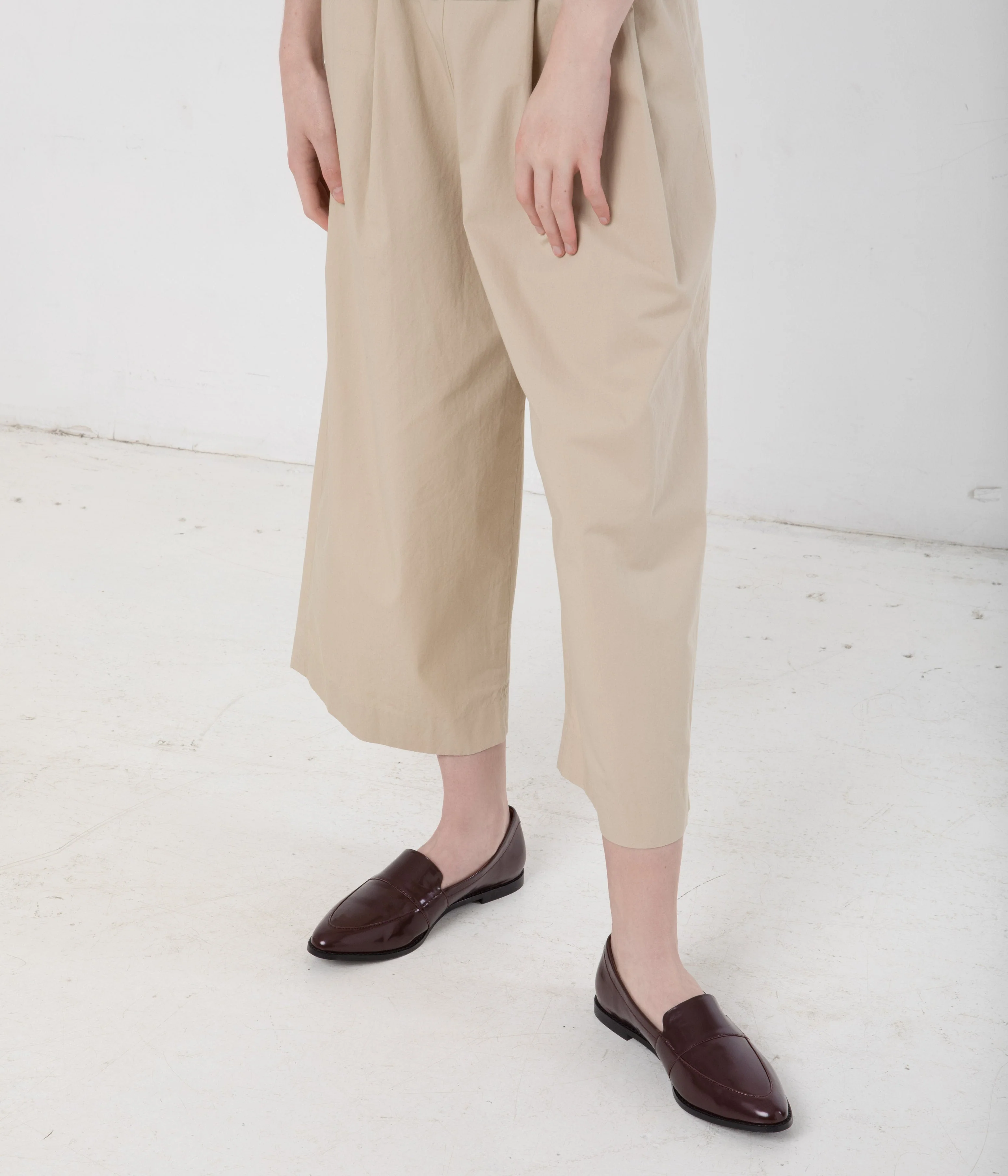 IZABEL Women's Vegan Loafers - Image 2