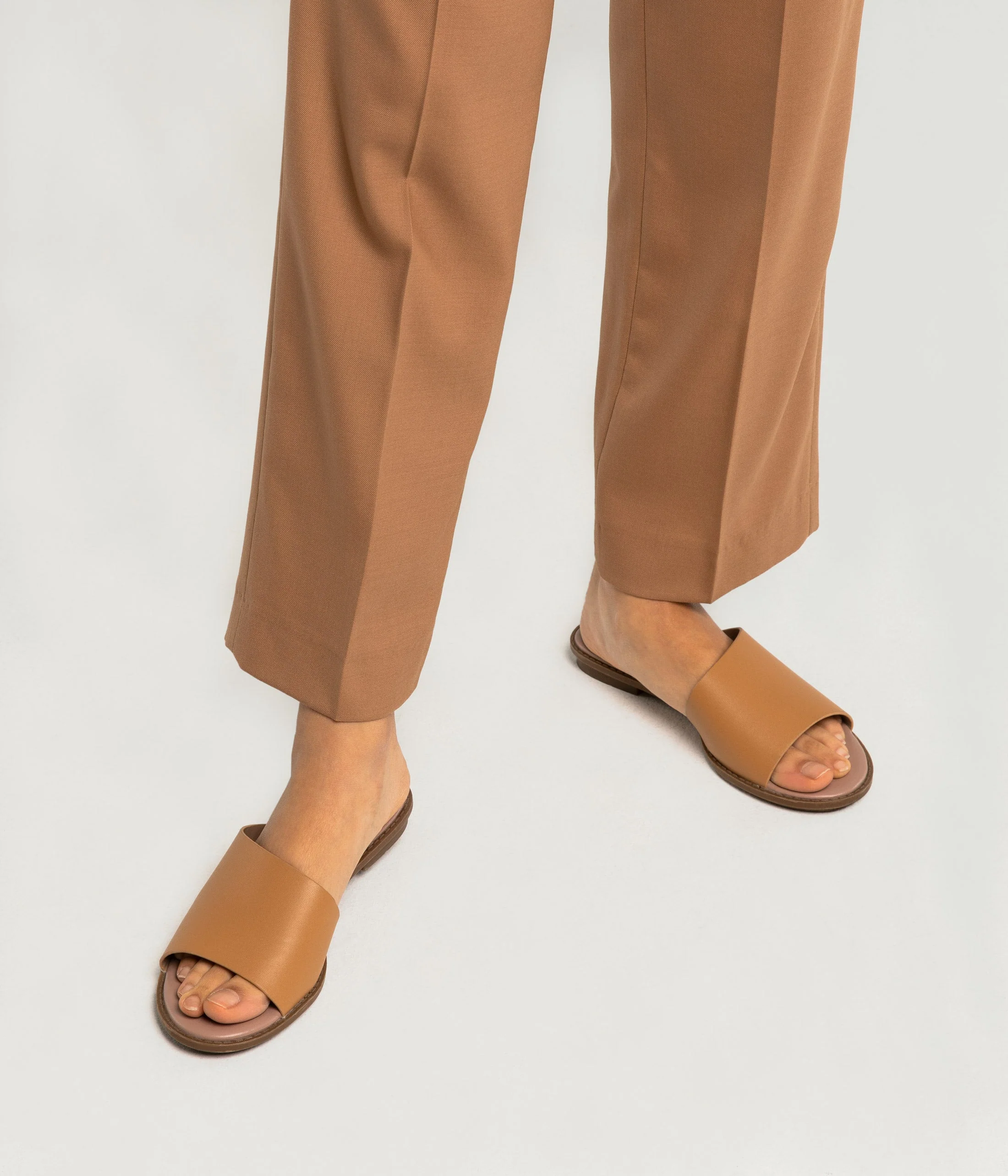 LUNNA Vegan Sandals - Image 7