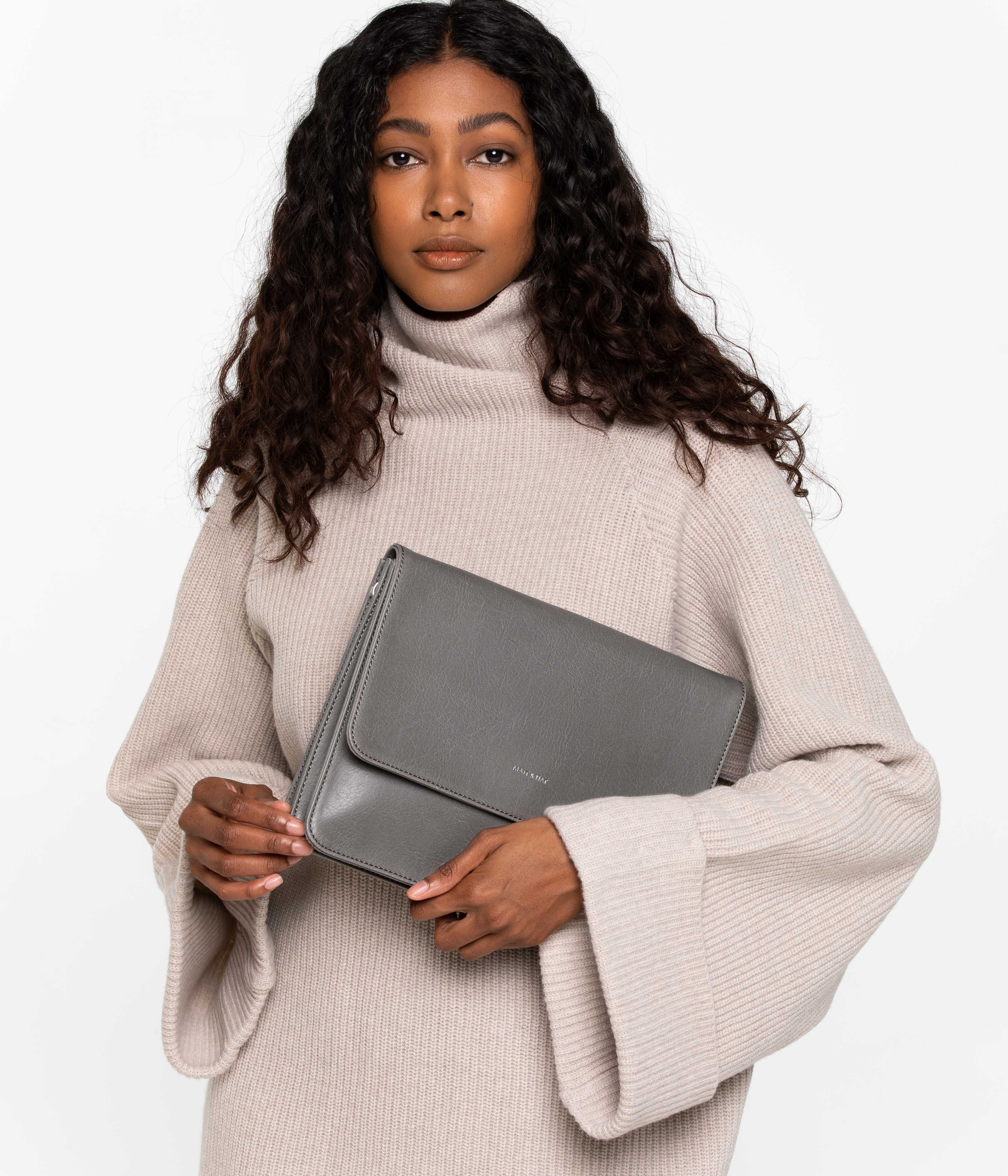 LYSA Vegan Crossbody Bag - Vintage - Image 31