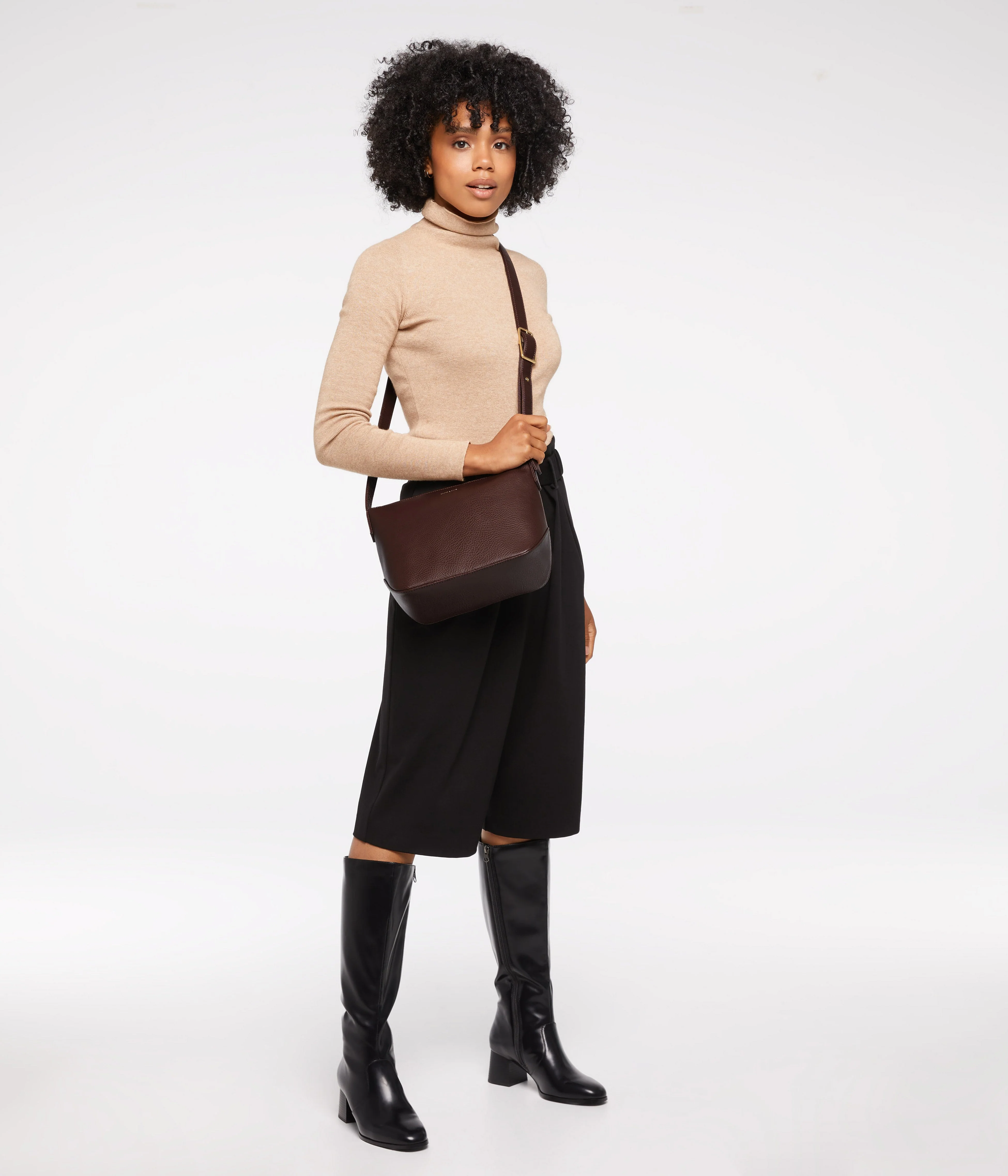 SAMLG Large Vegan Crossbody Bag - Dwell - Image 8