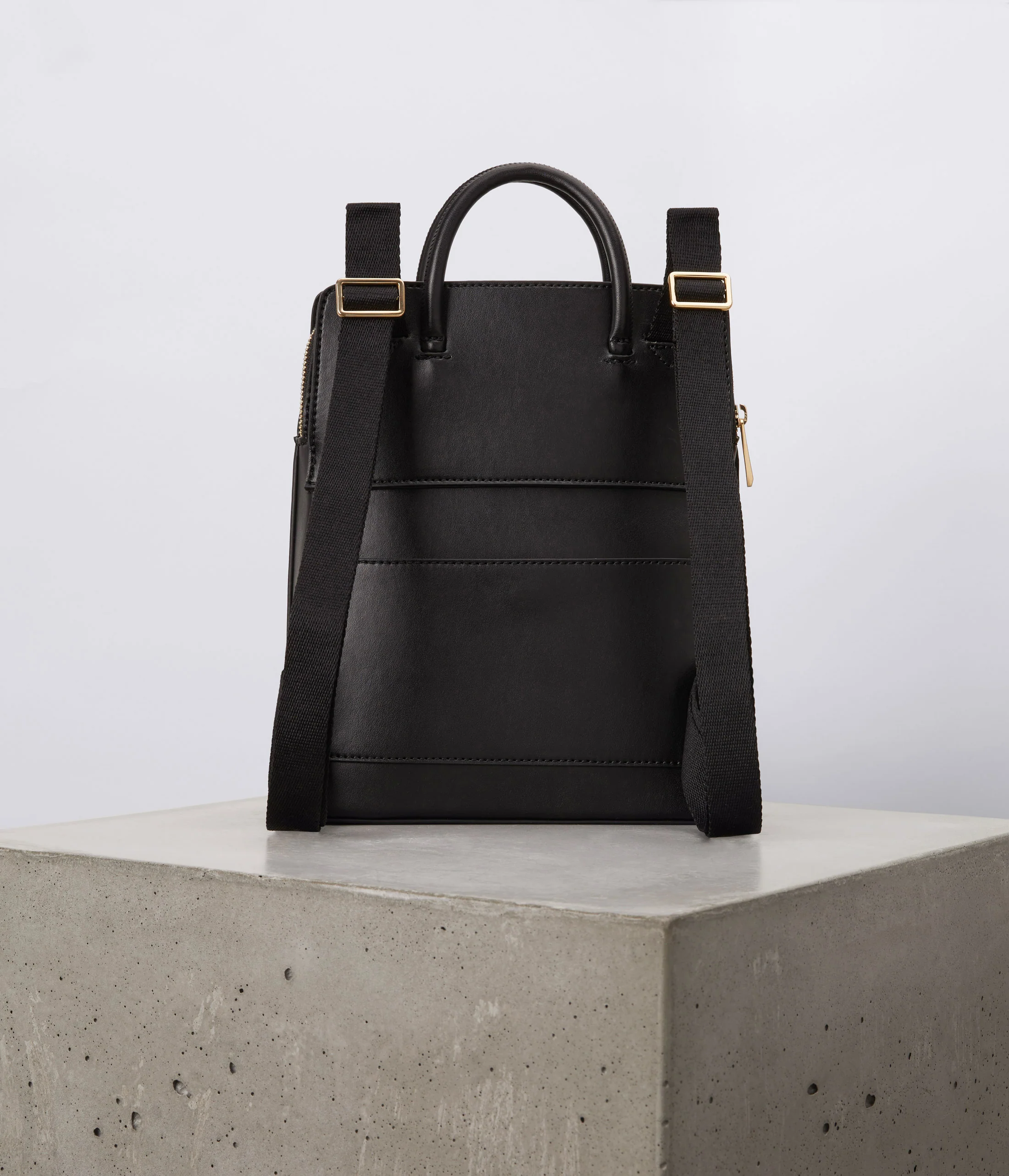 LAUT Vegan Backpack - UPPEAL™ - Image 5