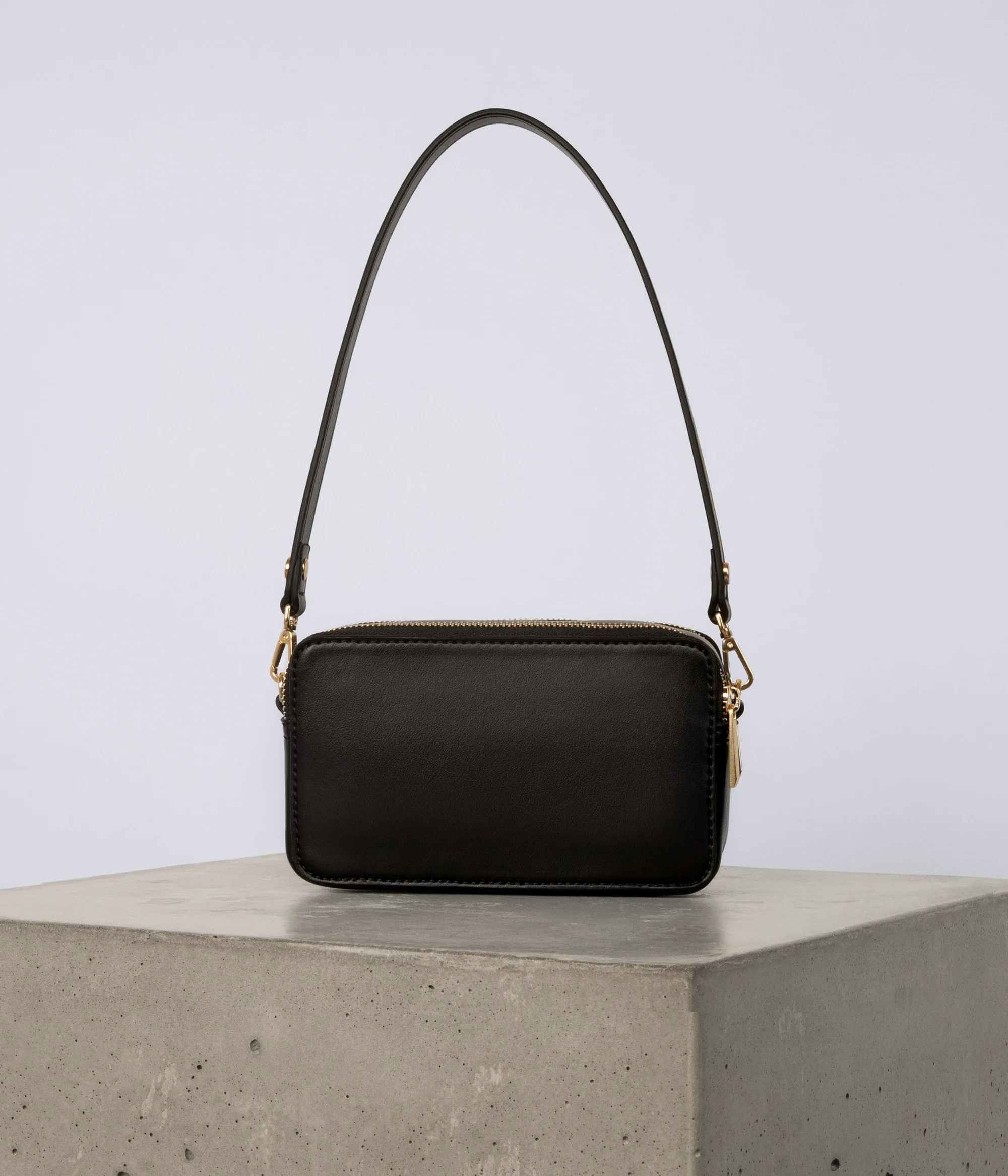 FARAH Vegan Crossbody Bag - UPPEAL™ - Image 4