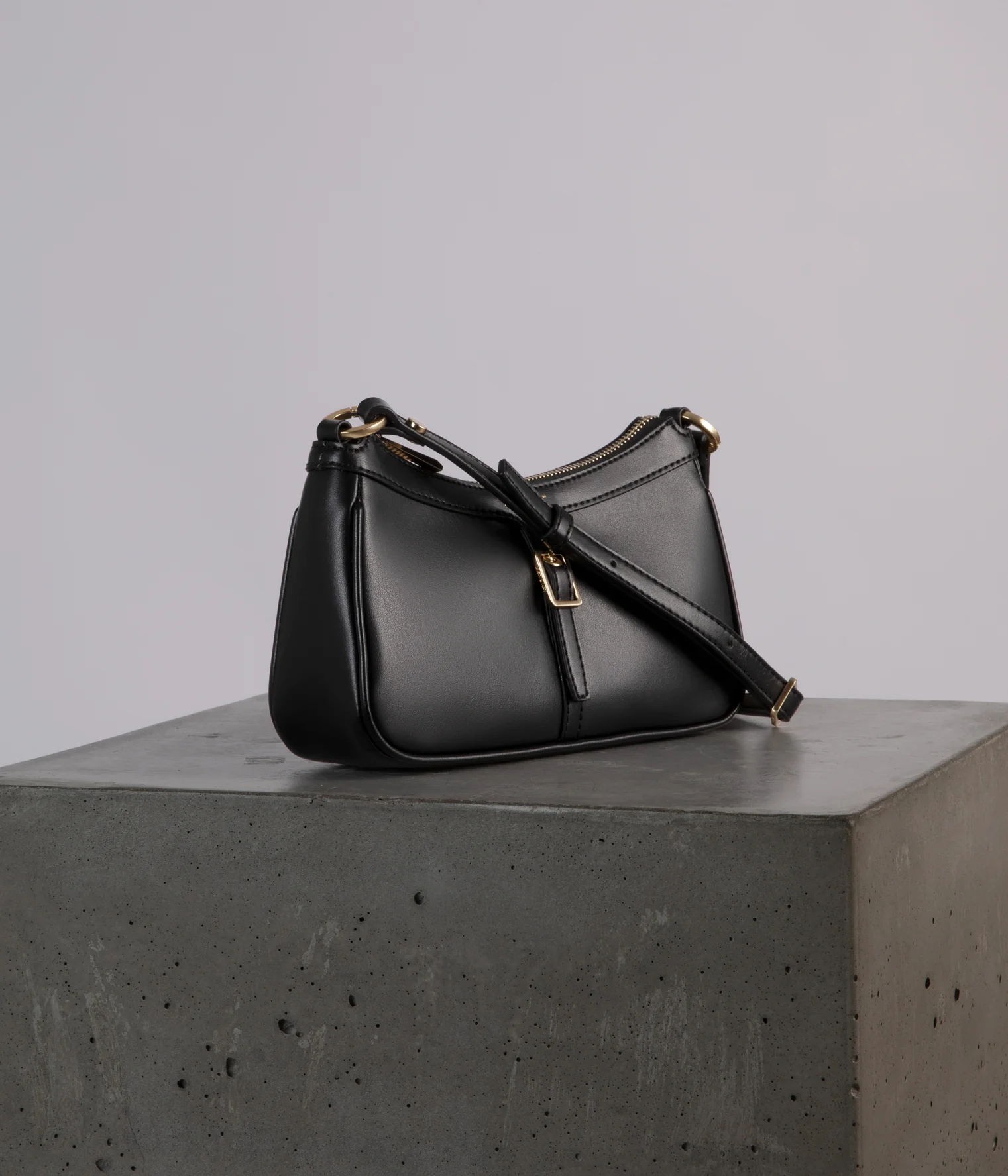 VERONA Vegan Crossbody Bag - UPPEAL™ - Image 3