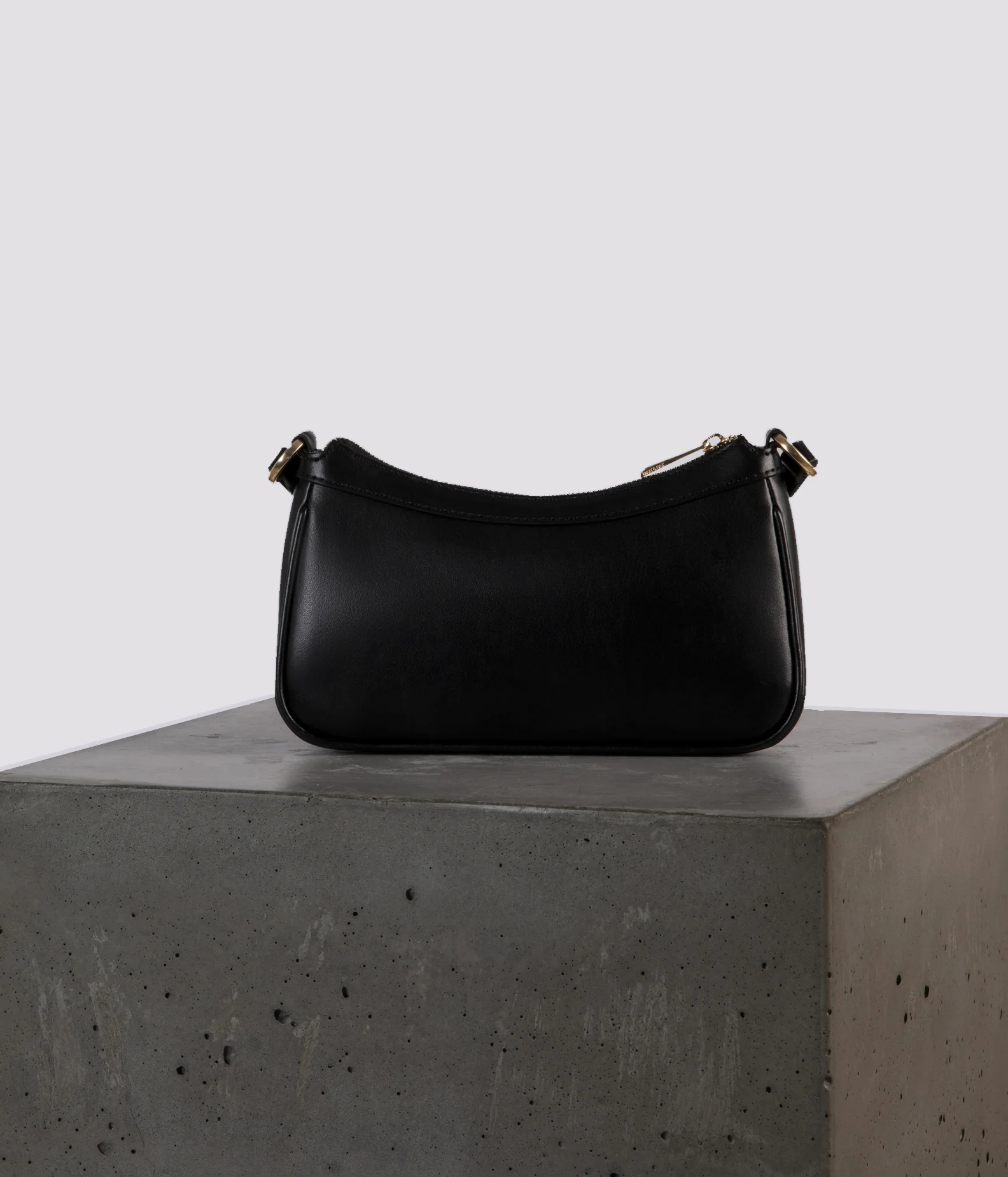 VERONA Vegan Crossbody Bag - UPPEAL™ - Image 5