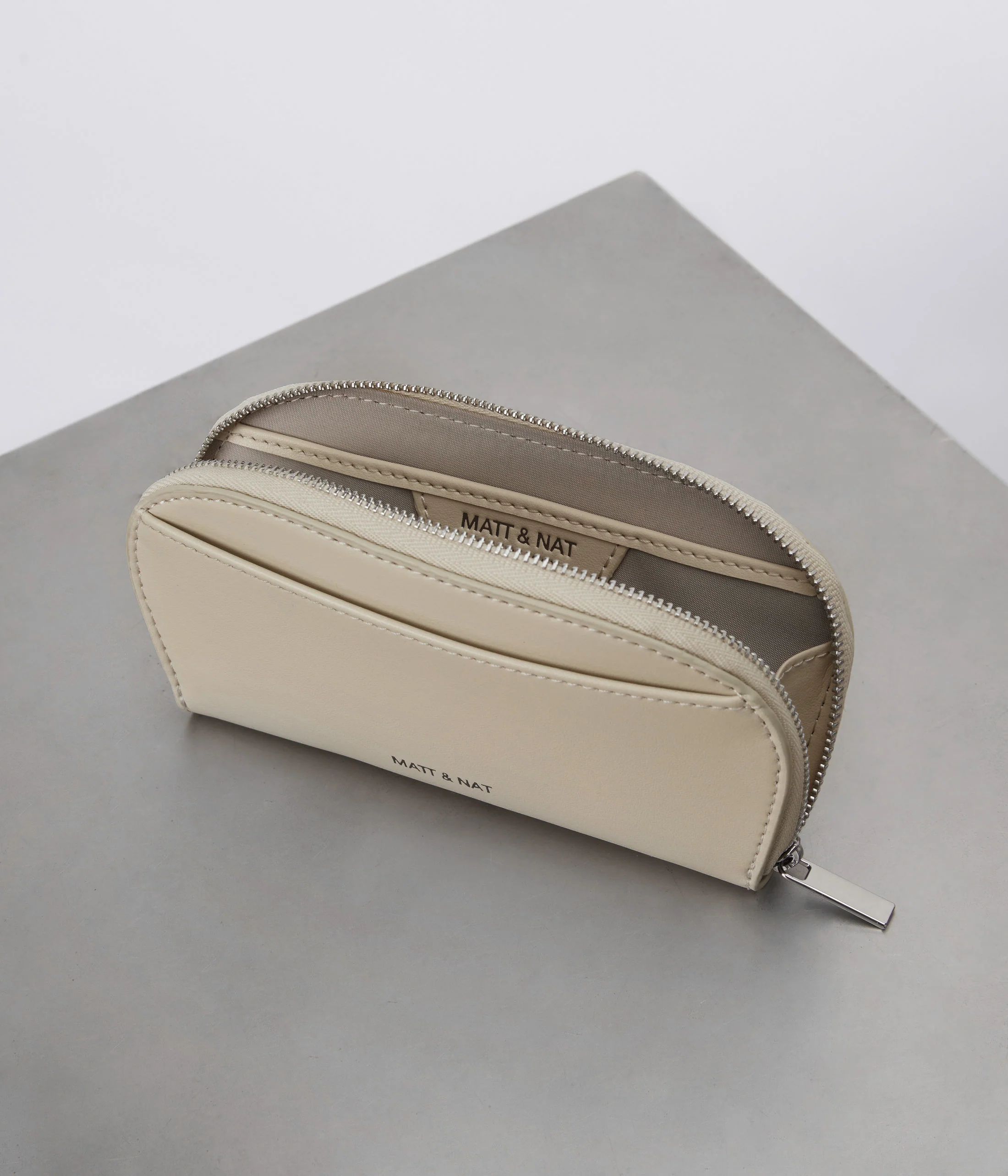 MEREL Vegan Card Holder - UPPEAL™ - Image 16